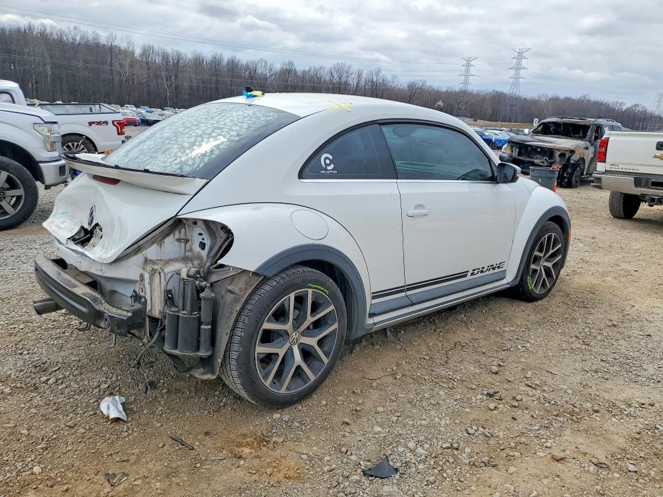 2016 Volkswagen Beetle მანქანა იყიდება აუქციონზე, vin: 3VWS07AT3GM622090, აუქციონის ნომერი: 78897645