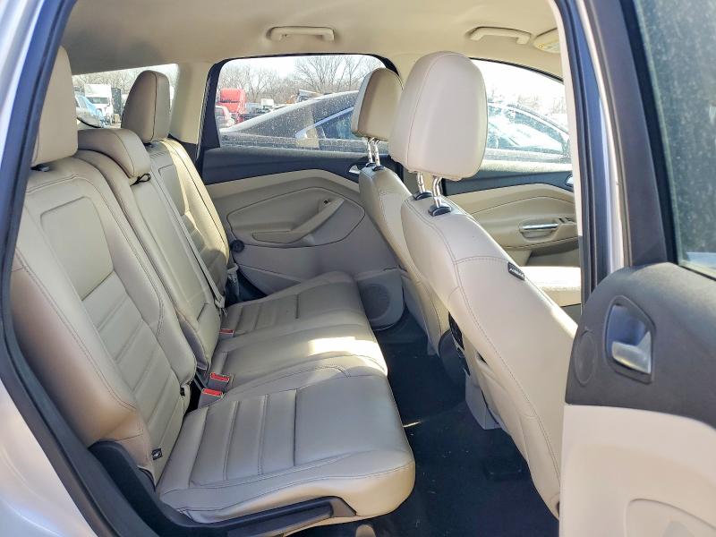 77575355 :رقم المزاد ، 1FMCU0JDXHUE57577 vin ، 2017 Ford Escape مزاد بيع