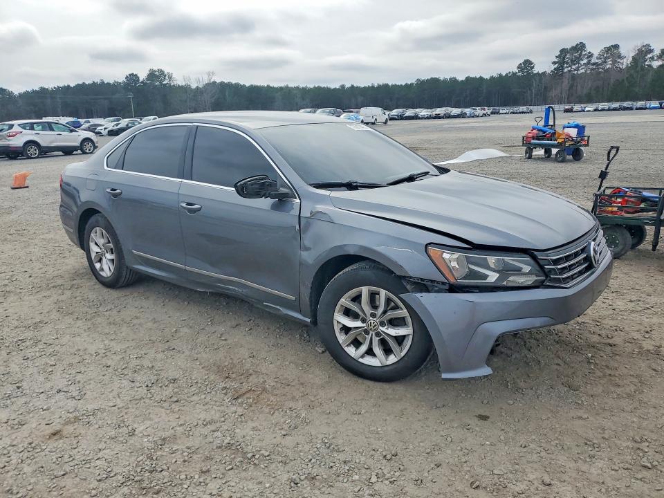 Продажа на аукционе авто 2016 Volkswagen Passat, vin: 1VWAT7A33GC025624, номер лота: 77811495