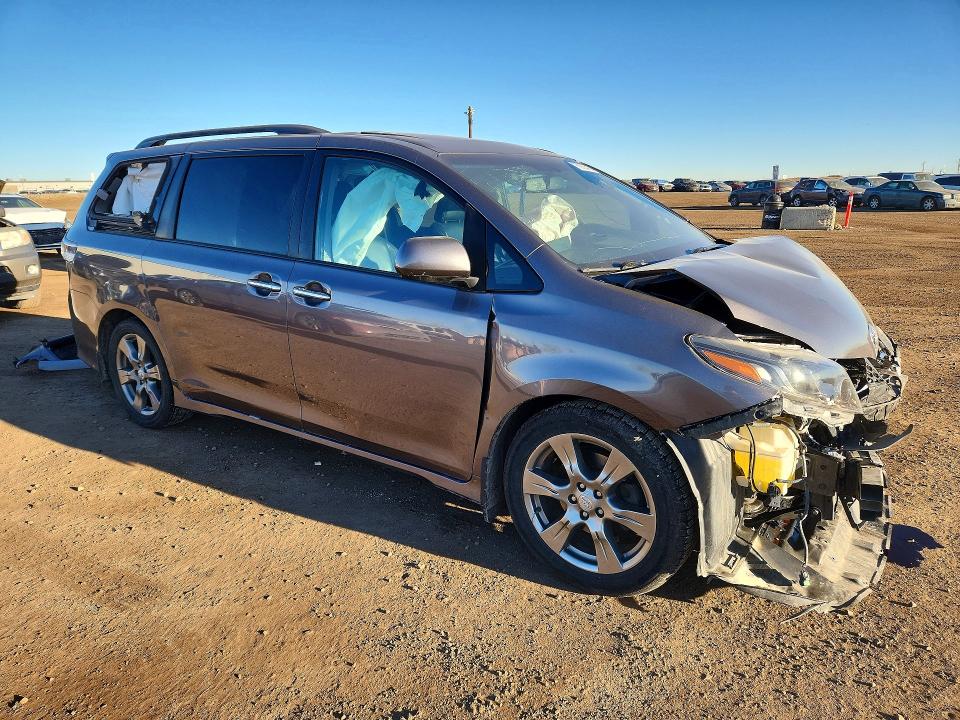 Продаж на аукціоні авто 2017 Toyota Sienna, vin: 5TDXZ3DC9HS863544, номер лоту: 76850445