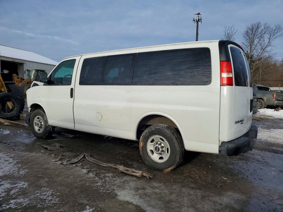 73536475 :رقم المزاد ، 1GJW7PFA2C1174657 vin ، 2012 Gmc Savana مزاد بيع