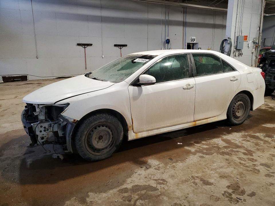 75731665 :رقم المزاد ، 4T1BF1FK4CU116462 vin ، 2012 Toyota Camry Base مزاد بيع