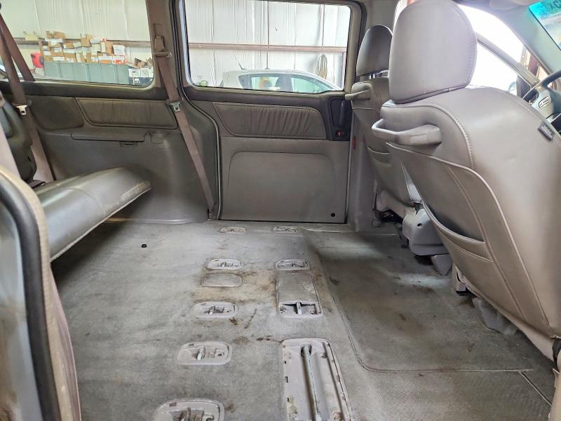 78084805 :رقم المزاد ، 2HKRL18083H004460 vin ، 2003 Honda Odyssey مزاد بيع