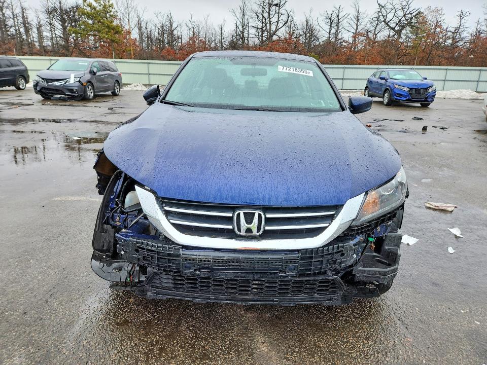 Продажа на аукционе авто 2015 Honda Accord, vin: 1HGCR2F37FA055789, номер лота: 77218355