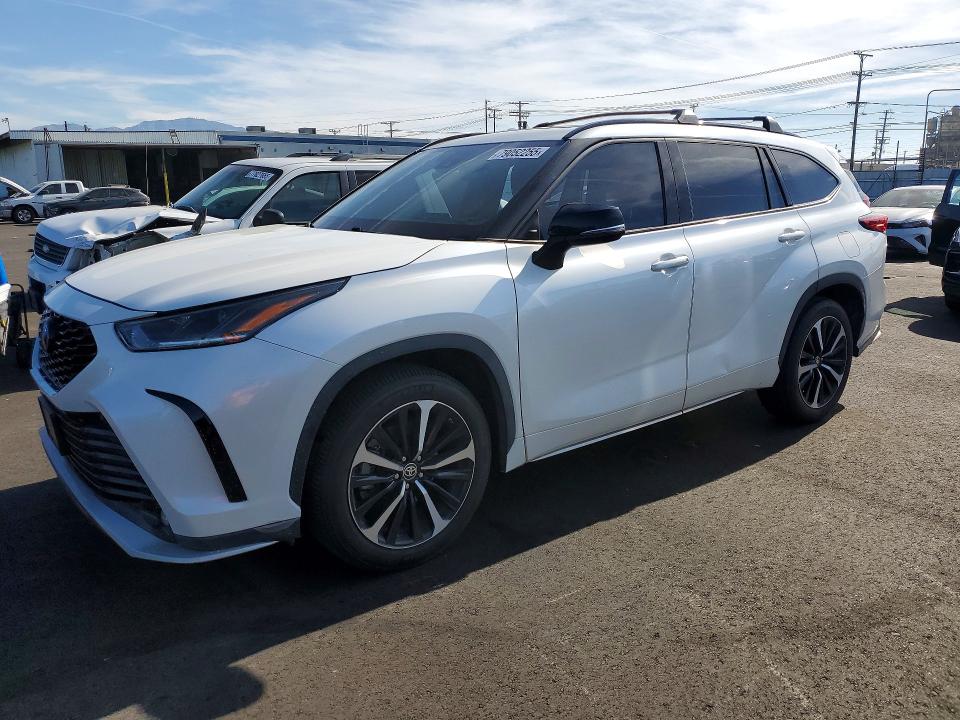 Aukcja sprzedaży 2021 Toyota Highlander, vin: 5TDJZRAH0MS065100, numer aukcji: 79052255