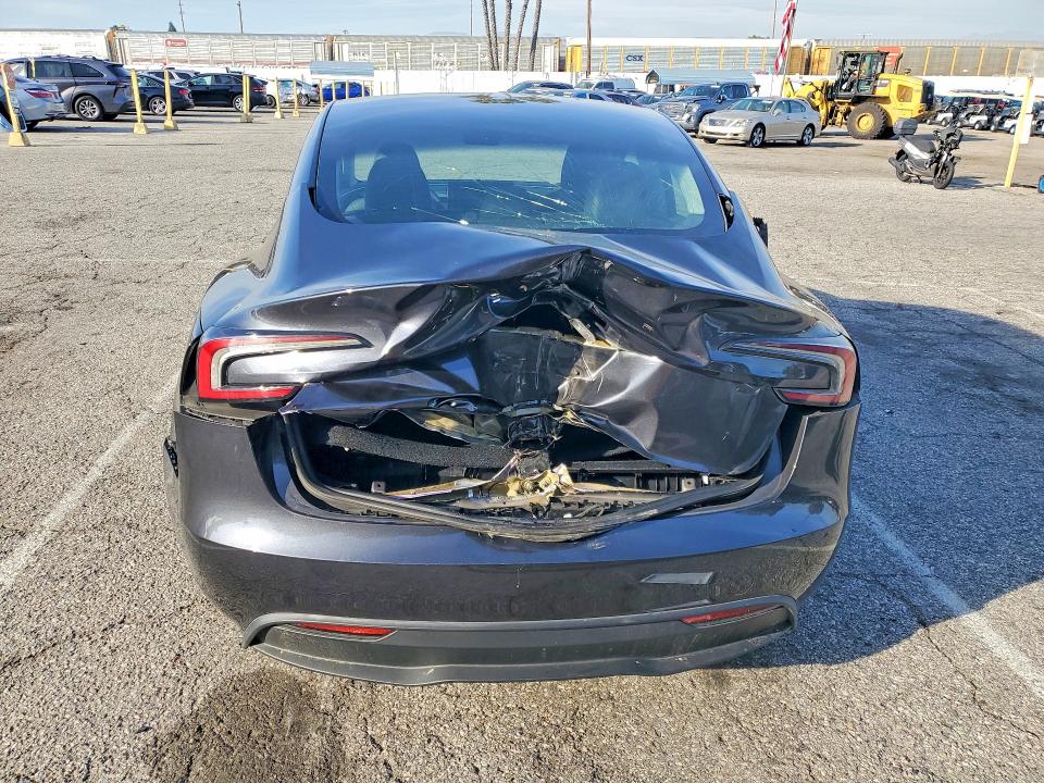 78084395 :رقم المزاد ، 5YJ3E1EAXRF865031 vin ، 2024 Tesla Model 3 مزاد بيع
