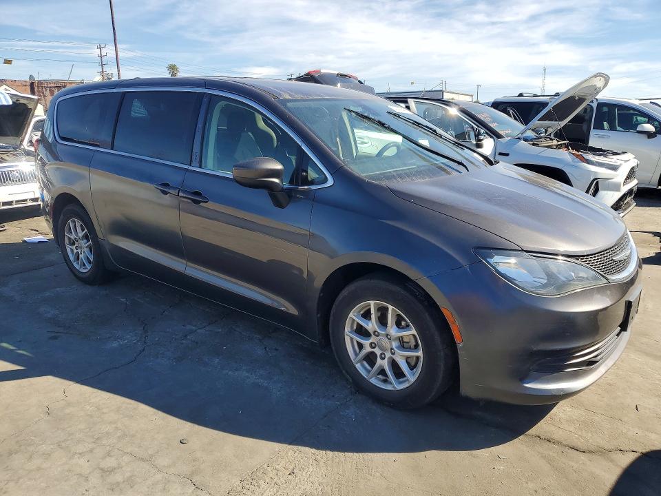 Продажа на аукционе авто 2018 Chrysler Pacifica, vin: 2C4RC1CG5JR113446, номер лота: 79429465