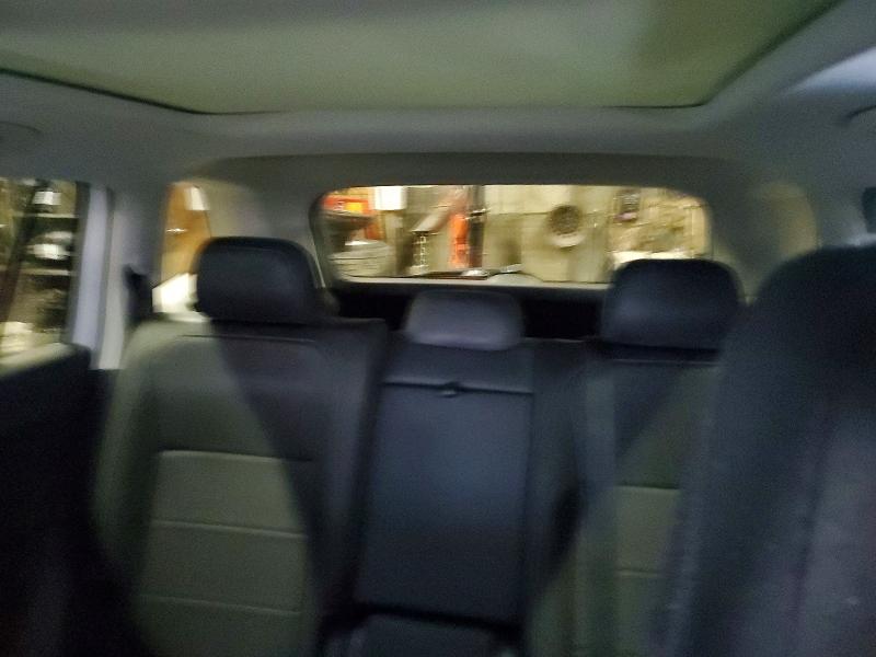 76333905 :رقم المزاد ، 3VV2B7AX4JM152645 vin ، 2018 Volkswagen Tiguan مزاد بيع