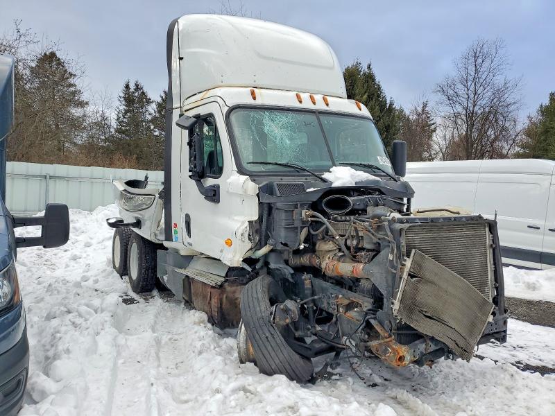 Продаж на аукціоні авто 2018 Freightliner Cascadia 1, vin: 1FUJGEDV6JLJP7082, номер лоту: 96349355