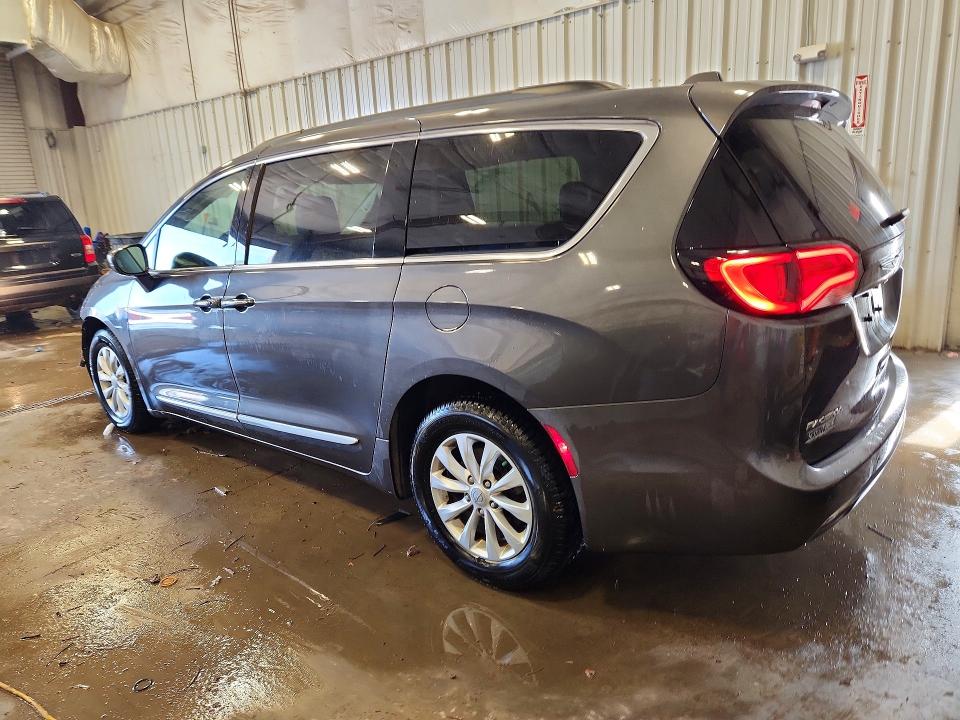 Продаж на аукціоні авто 2017 Chrysler Pacifica, vin: 2C4RC1BG5HR788807, номер лоту: 78784615