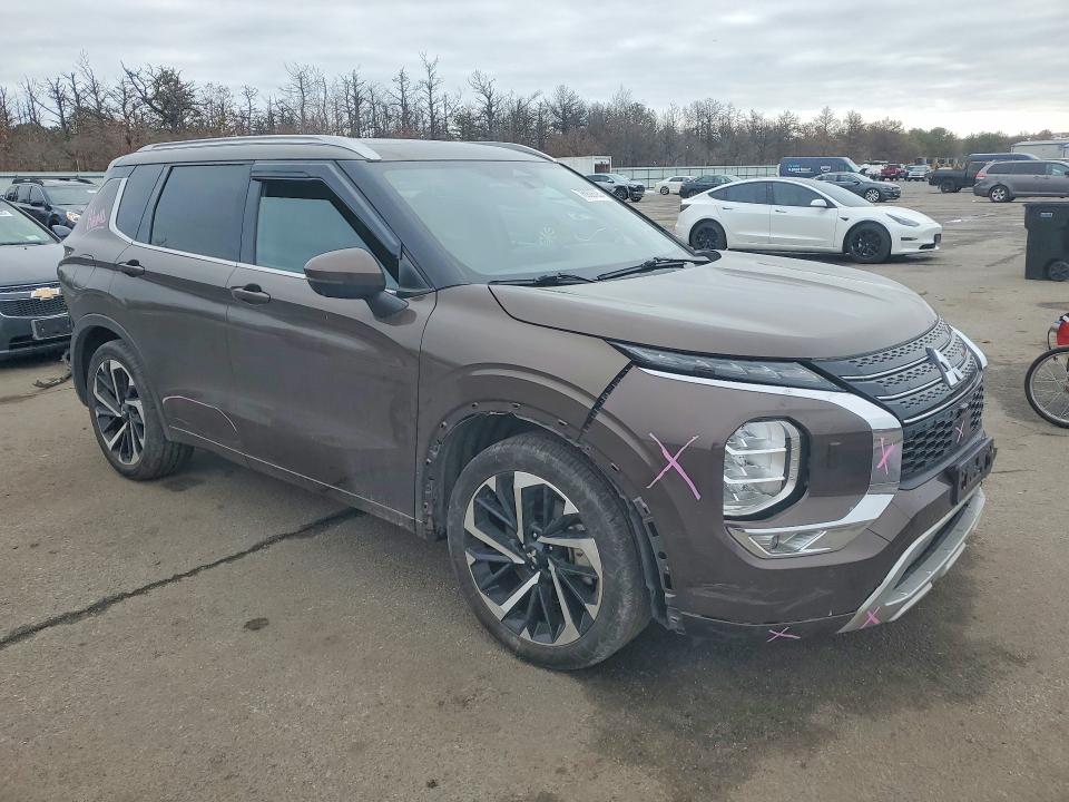 Продаж на аукціоні авто 2022 Mitsubishi Outlander, vin: JA4J4VA88NZ007396, номер лоту: 76909725