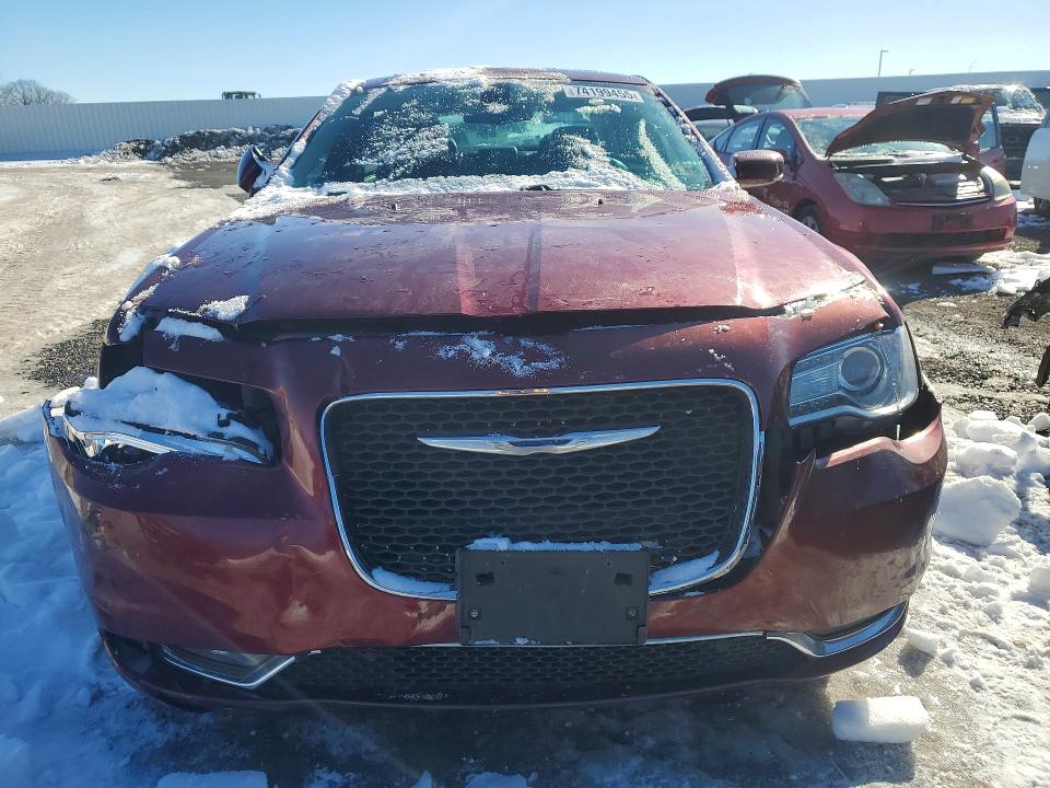 2015 Chrysler 300 მანქანა იყიდება აუქციონზე, vin: 2C3CCARG9FH899783, აუქციონის ნომერი: 76713805