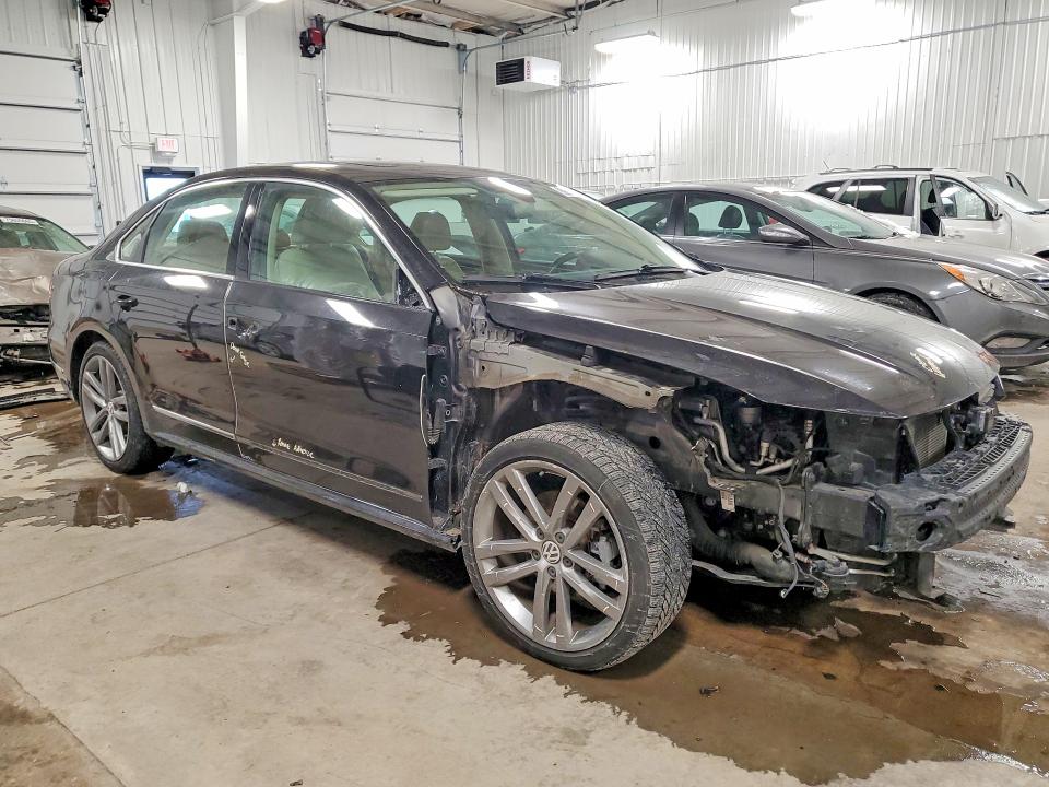 99835765 :رقم المزاد ، 1VWMA7A36KC001099 vin ، 2019 Volkswagen Passat مزاد بيع