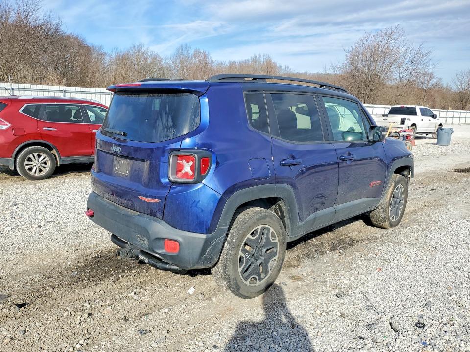 76601015 :رقم المزاد ، ZACCJBCB8HPF85645 vin ، 2017 Jeep Renegade مزاد بيع