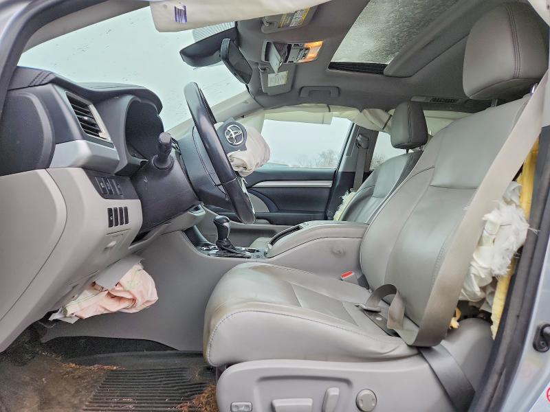 Продаж на аукціоні авто 2017 Toyota Highlander, vin: 5TDJZRFH2HS367146, номер лоту: 76529235