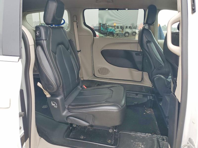 78175815 :رقم المزاد ، 2C4RC1DG4MR602097 vin ، 2021 Chrysler Voyager مزاد بيع