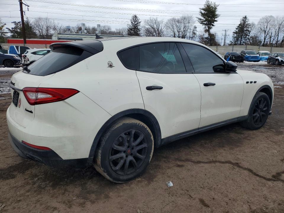 Продажа на аукционе авто 2017 Maserati Levante, vin: ZN661XUA3HX257870, номер лота: 76909815