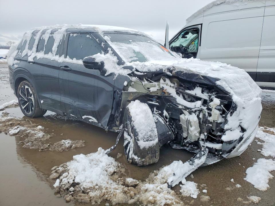 78441245 :رقم المزاد ، JA4J4UA8XNZ067027 vin ، 2022 Mitsubishi Outlander مزاد بيع