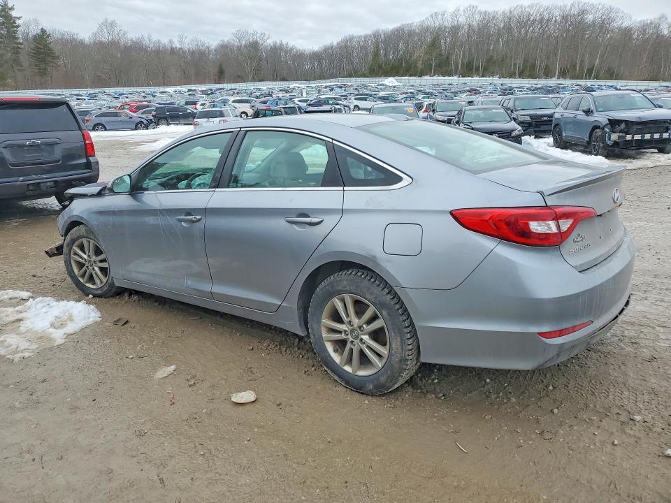 2015 Hyundai Sonata მანქანა იყიდება აუქციონზე, vin: 5NPE24AFXFH064231, აუქციონის ნომერი: 77660635