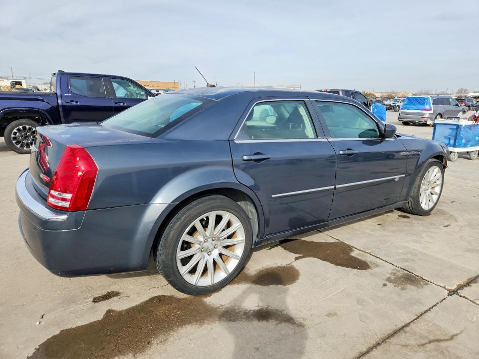 Продажа на аукционе авто 2008 Chrysler 300c, vin: 2C3LA63H88H140128, номер лота: 78752765