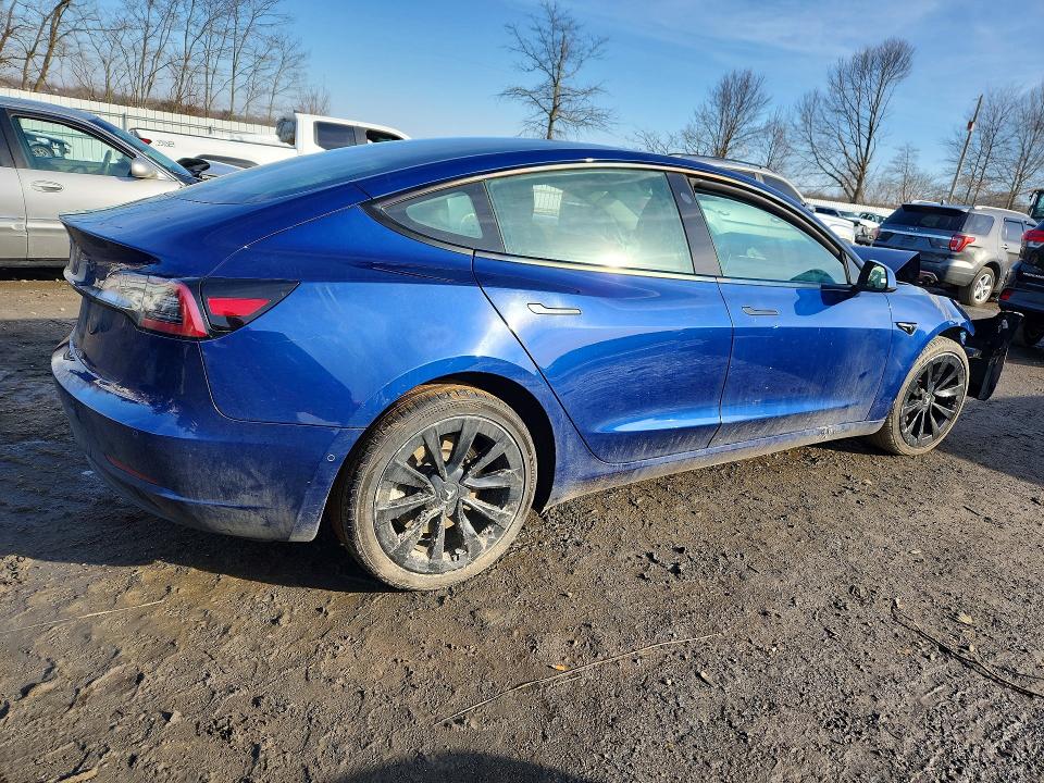 2022 Tesla Model 3 მანქანა იყიდება აუქციონზე, vin: 5YJ3E1EA5NF142696, აუქციონის ნომერი: 78592485