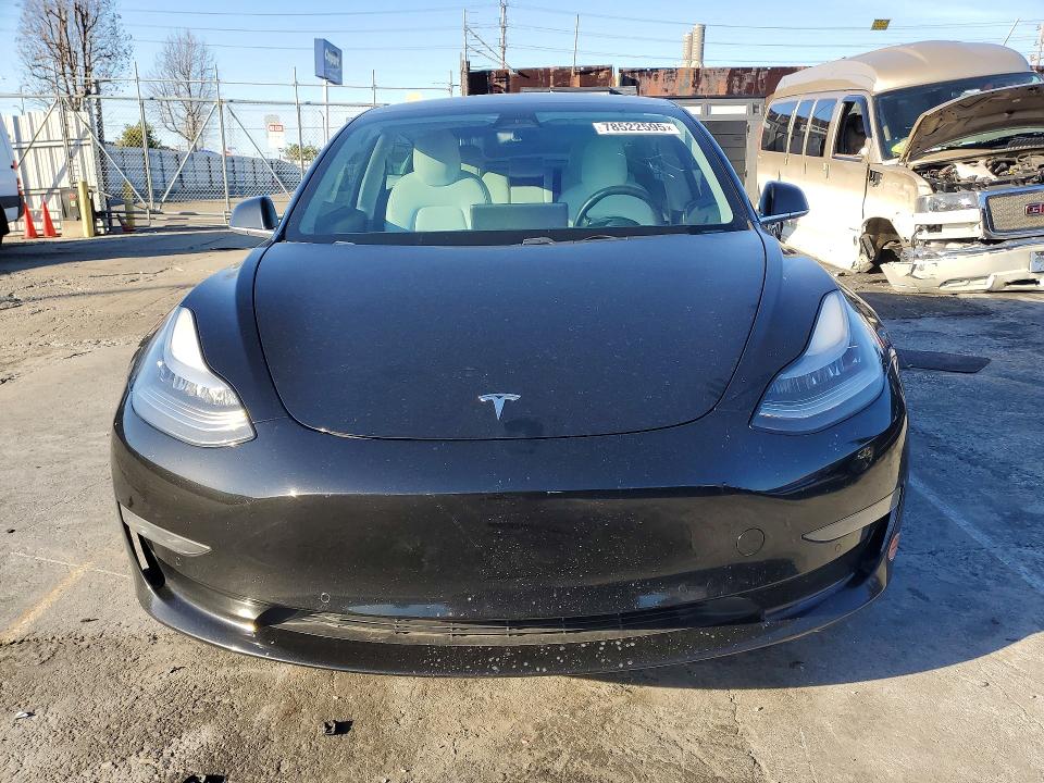 Продажа на аукционе авто 2019 Tesla Model 3, vin: 5YJ3E1EB9KF421671, номер лота: 78522595