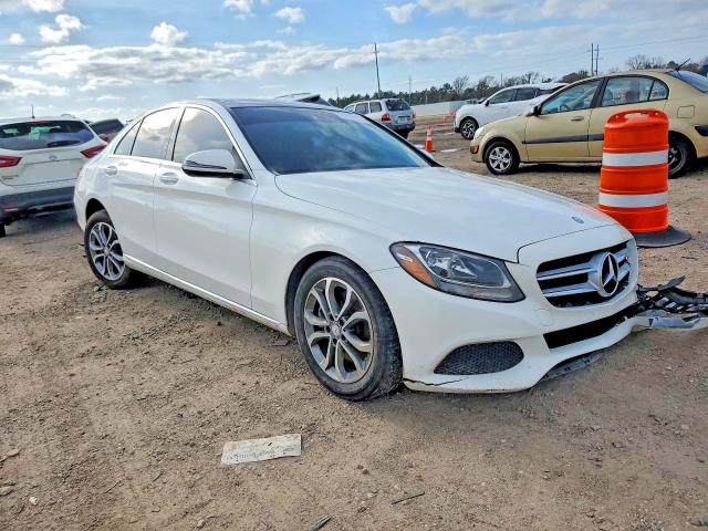 Продаж на аукціоні авто 2017 Mercedes-benz C, vin: 55SWF4JB7HU196918, номер лоту: 77694325