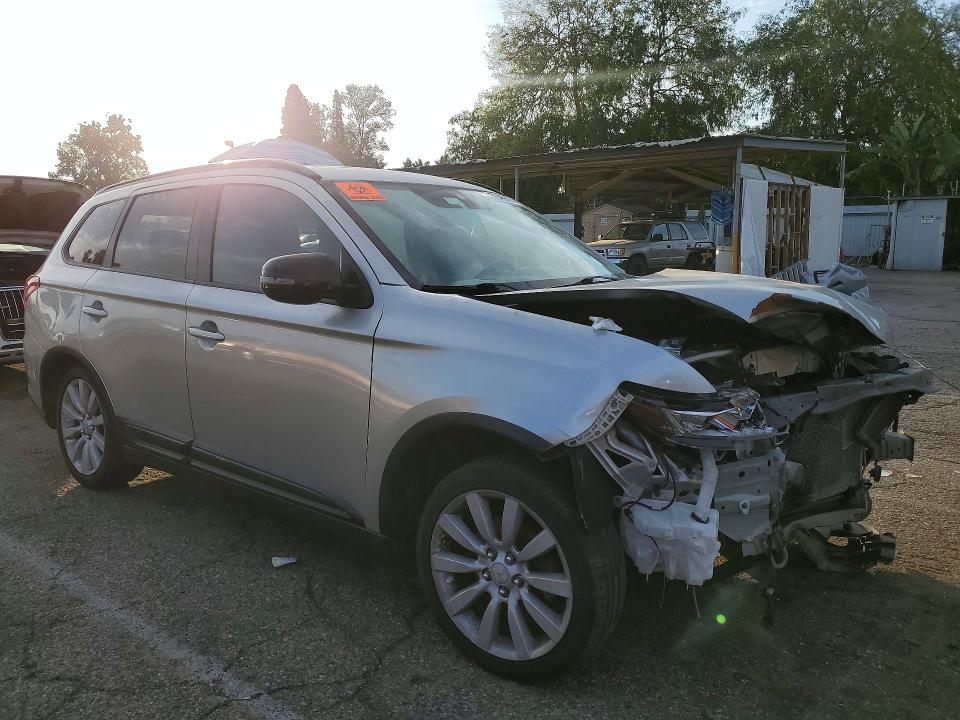 Продаж на аукціоні авто 2020 Mitsubishi Outlander, vin: JA4AZ3A32LZ032589, номер лоту: 76469355