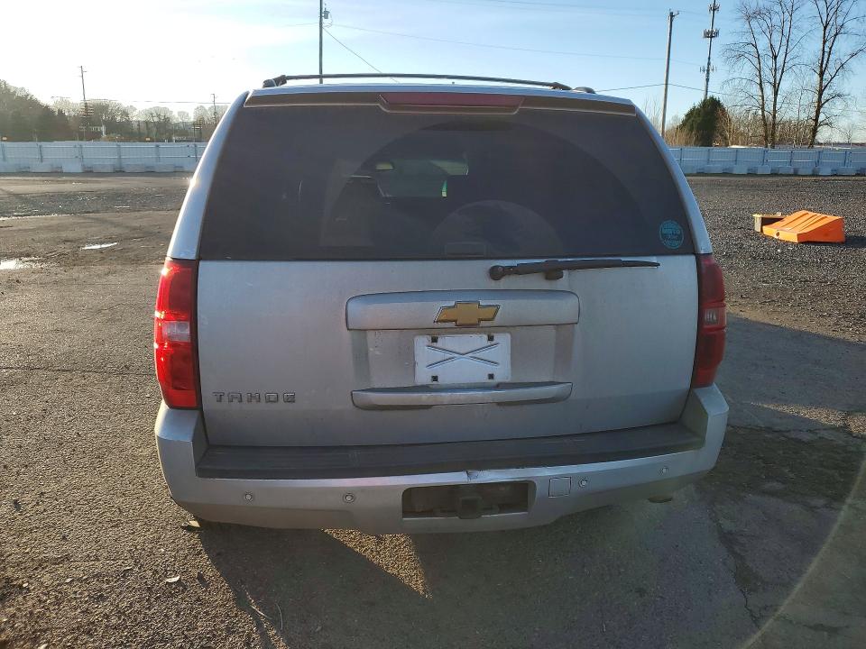 Продажа на аукционе авто 2013 Chevrolet Tahoe K150, vin: 1GNSKBE0XDR252144, номер лота: 76479095