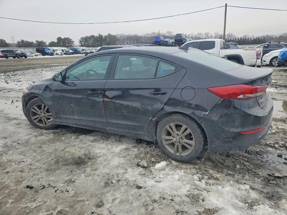 2017 Hyundai Elantra მანქანა იყიდება აუქციონზე, vin: 5NPD84LF8HH130592, აუქციონის ნომერი: 77093665
