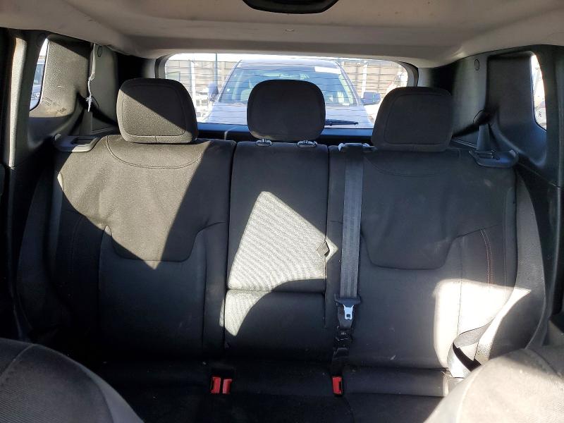 75556975 :رقم المزاد ، ZACCJBCB4HPE76647 vin ، 2017 Jeep Renegade T مزاد بيع