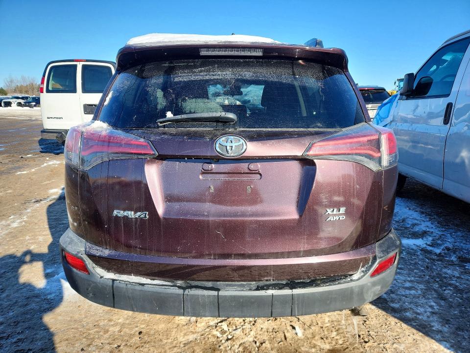 2017 Toyota Rav4 მანქანა იყიდება აუქციონზე, vin: 2T3RFREV1HW581319, აუქციონის ნომერი: 74381875