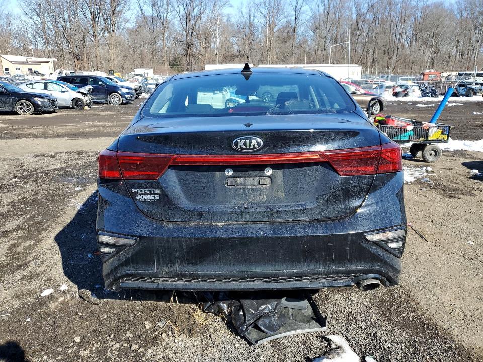 73925205 :رقم المزاد ، 3KPF24AD5KE081584 vin ، 2019 Kia Forte مزاد بيع