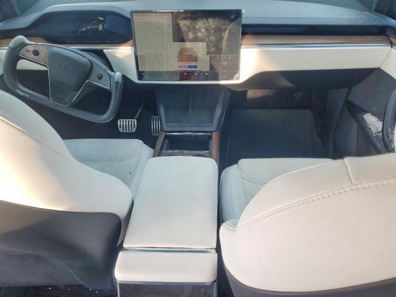 2023 Tesla Model X მანქანა იყიდება აუქციონზე, vin: 7SAXCBE52PF370239, აუქციონის ნომერი: 72842635