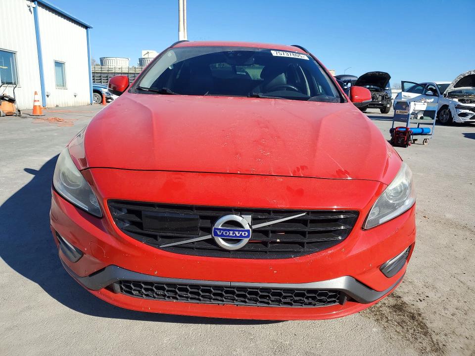 Продаж на аукціоні авто 2018 Volvo V60, vin: YV140MEL4J2390029, номер лоту: 75737805