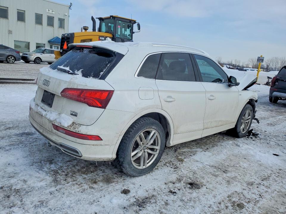 2018 Audi Q5 მანქანა იყიდება აუქციონზე, vin: WA1FNAFY4J2021934, აუქციონის ნომერი: 75908845