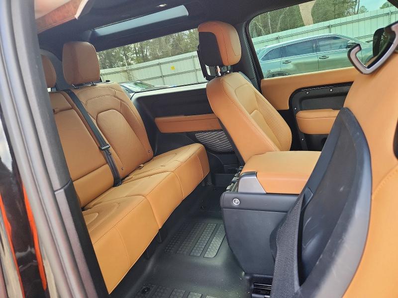 Продажа на аукционе авто 2024 Land Rover Defender, vin: SALEJ6EX2R2334049, номер лота: 78291445