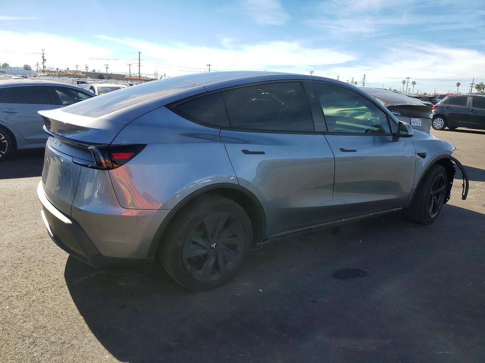 79480845 :رقم المزاد ، 7SAYGDED9TF386962 vin ، 2026 Tesla Model Y مزاد بيع