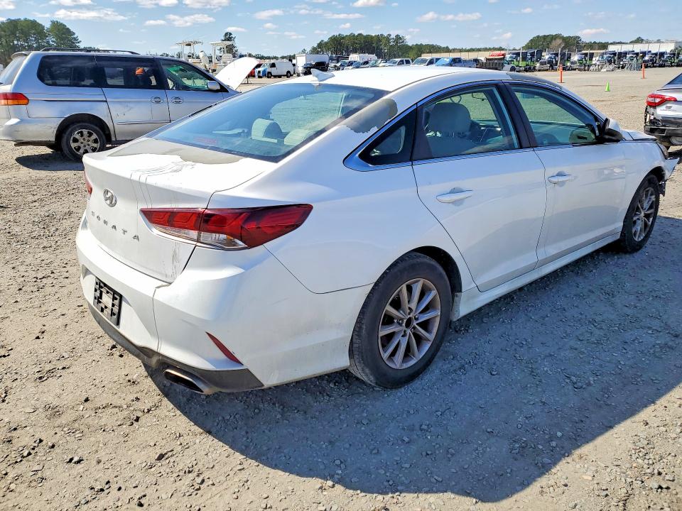 Продажа на аукционе авто 2018 Hyundai Sonata, vin: 5NPE24AFXJH623253, номер лота: 78330415