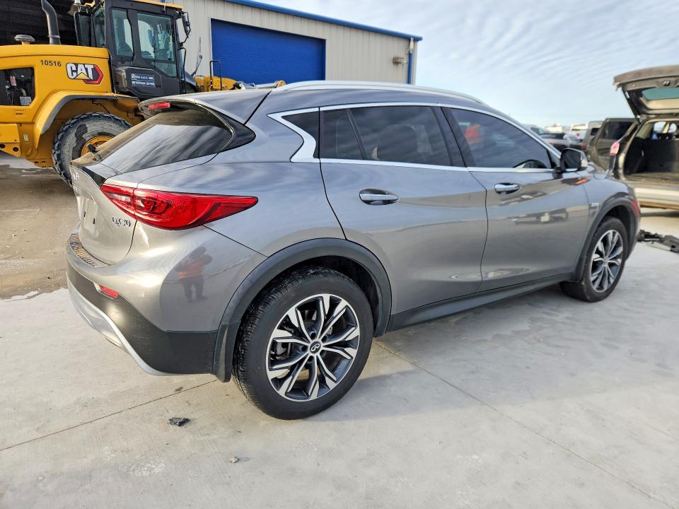 78063165 :رقم المزاد ، SJKCH5CR6JA055526 vin ، 2018 Infiniti Qx30 مزاد بيع