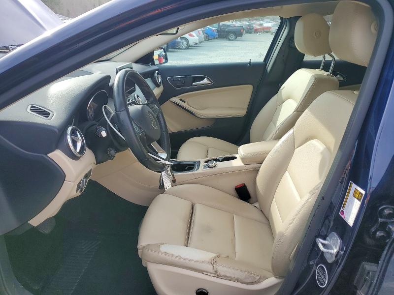 77183515 :رقم المزاد ، WDCTG4EB0HJ350402 vin ، 2017 Mercedes-benz Gla مزاد بيع