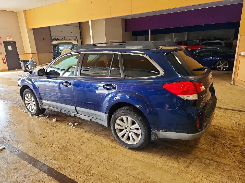 2010 Subaru Outback მანქანა იყიდება აუქციონზე, vin: 4S4BRBGC0A3338651, აუქციონის ნომერი: 78312375