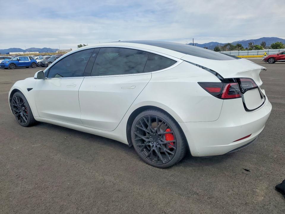 78474595 :رقم المزاد ، 5YJ3E1EB8KF393748 vin ، 2019 Tesla Model 3 مزاد بيع