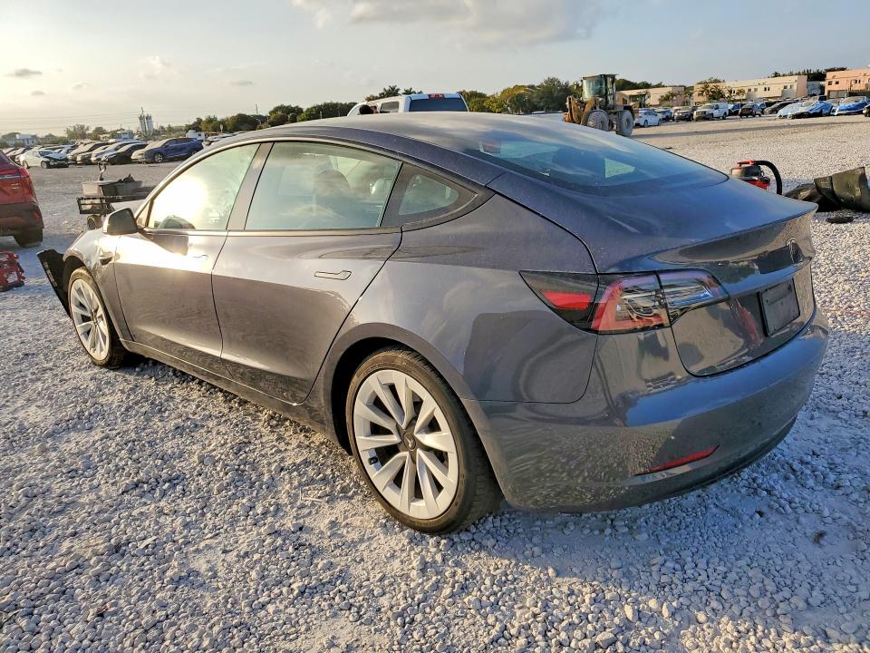 Продажа на аукционе авто 2023 Tesla Model 3, vin: 5YJ3E1EA0PF563230, номер лота: 77557595