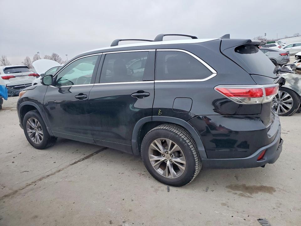 78454745 :رقم المزاد ، 5TDKKRFH2FS059853 vin ، 2015 Toyota Highlander مزاد بيع