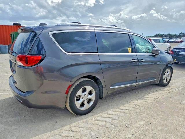 2017 Chrysler Pacifica მანქანა იყიდება აუქციონზე, vin: 2C4RC1EG7HR821754, აუქციონის ნომერი: 77802075