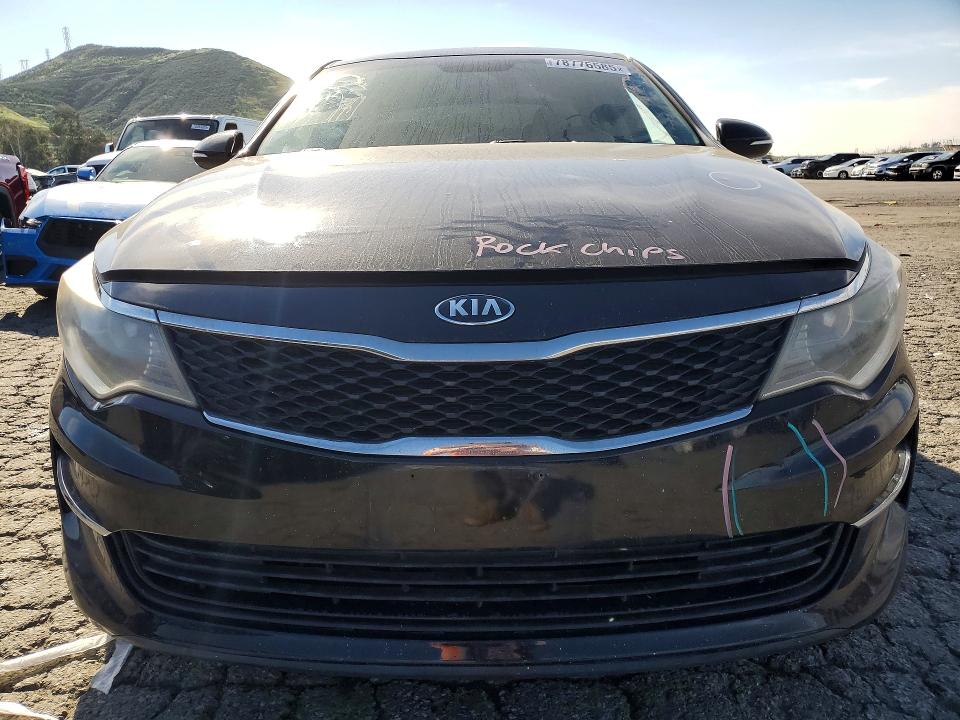2018 Kia Optima მანქანა იყიდება აუქციონზე, vin: 5XXGT4L39JG229991, აუქციონის ნომერი: 78776585