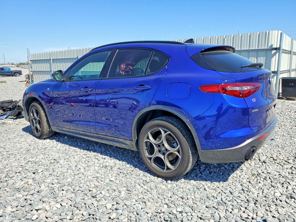 Продажа на аукционе авто 2022 Alfa Romeo Stelvio, vin: ZASPAKBN2N7D48761, номер лота: 78852465