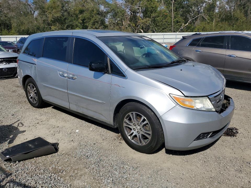 77881035 :رقم المزاد ، 5FNRL5H62BB058362 vin ، 2011 Honda Odyssey مزاد بيع