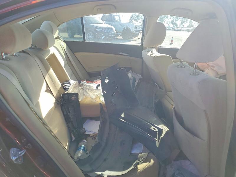 78958985 :رقم المزاد ، JHMCP26498C031240 vin ، 2008 Honda Accord مزاد بيع